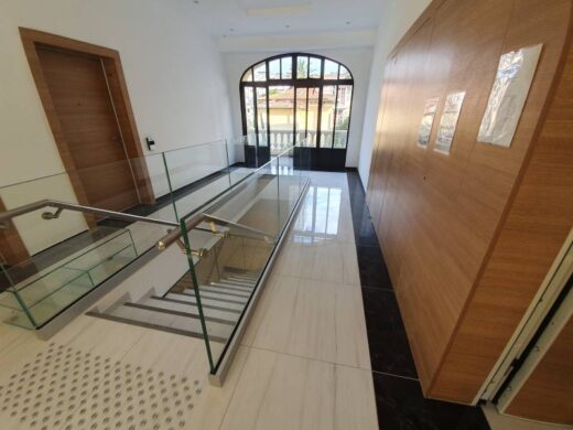 Prestation&#x20;compl&#x00E8;te&#x20;sur&#x20;le&#x20;long&#x20;terme&#x20;de&#x20;nettoyage&#x20;de&#x20;Copropri&#x00E9;t&#x00E9;s&#x20;&#x00E0;&#x20;Antibes