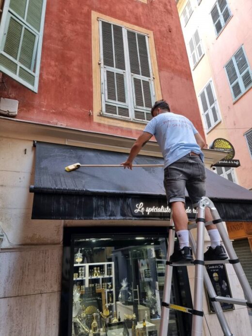 Nettoyage&#x20;des&#x20;stores&#x20;&#x00E0;&#x20;Nice