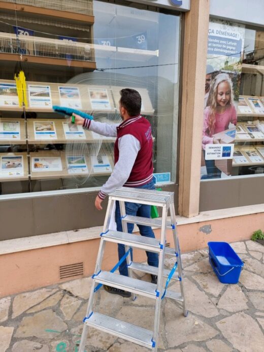 Nettoyage&#x20;de&#x20;vitres&#x20;int&#x00E9;rieurs&#x20;et&#x20;ext&#x00E9;rieurs&#x20;&#x00E0;&#x20;Vence&#x20;dans&#x20;le&#x20;06